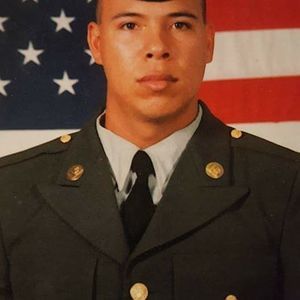 Meet your Posher, Carlos